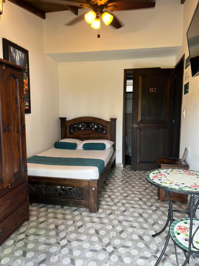 Santiago Dc Hotel Кали Екстериор снимка