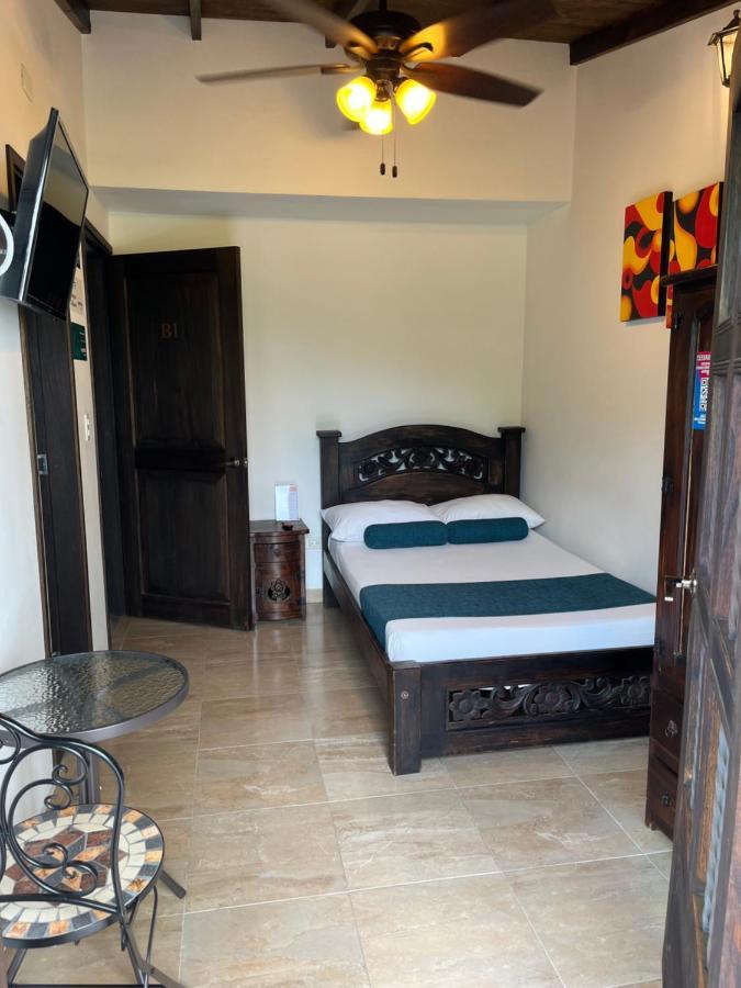 Santiago Dc Hotel Кали Екстериор снимка