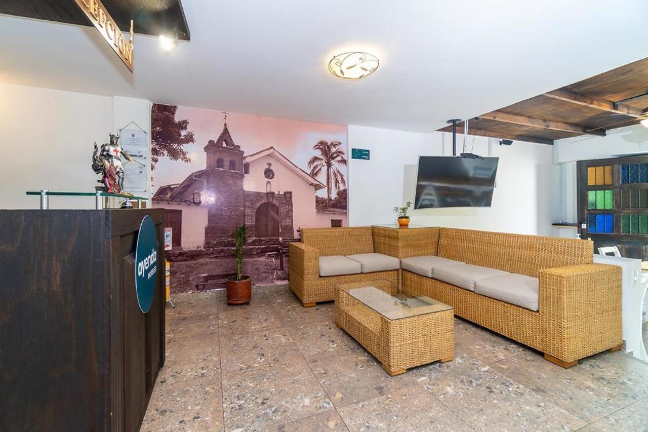 Santiago Dc Hotel Кали Екстериор снимка