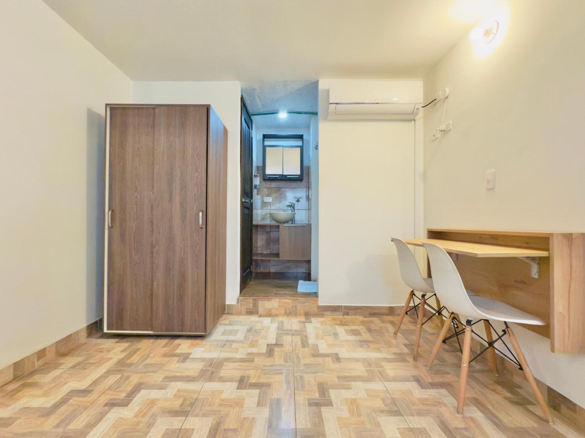 Santiago Dc Hotel Кали Екстериор снимка