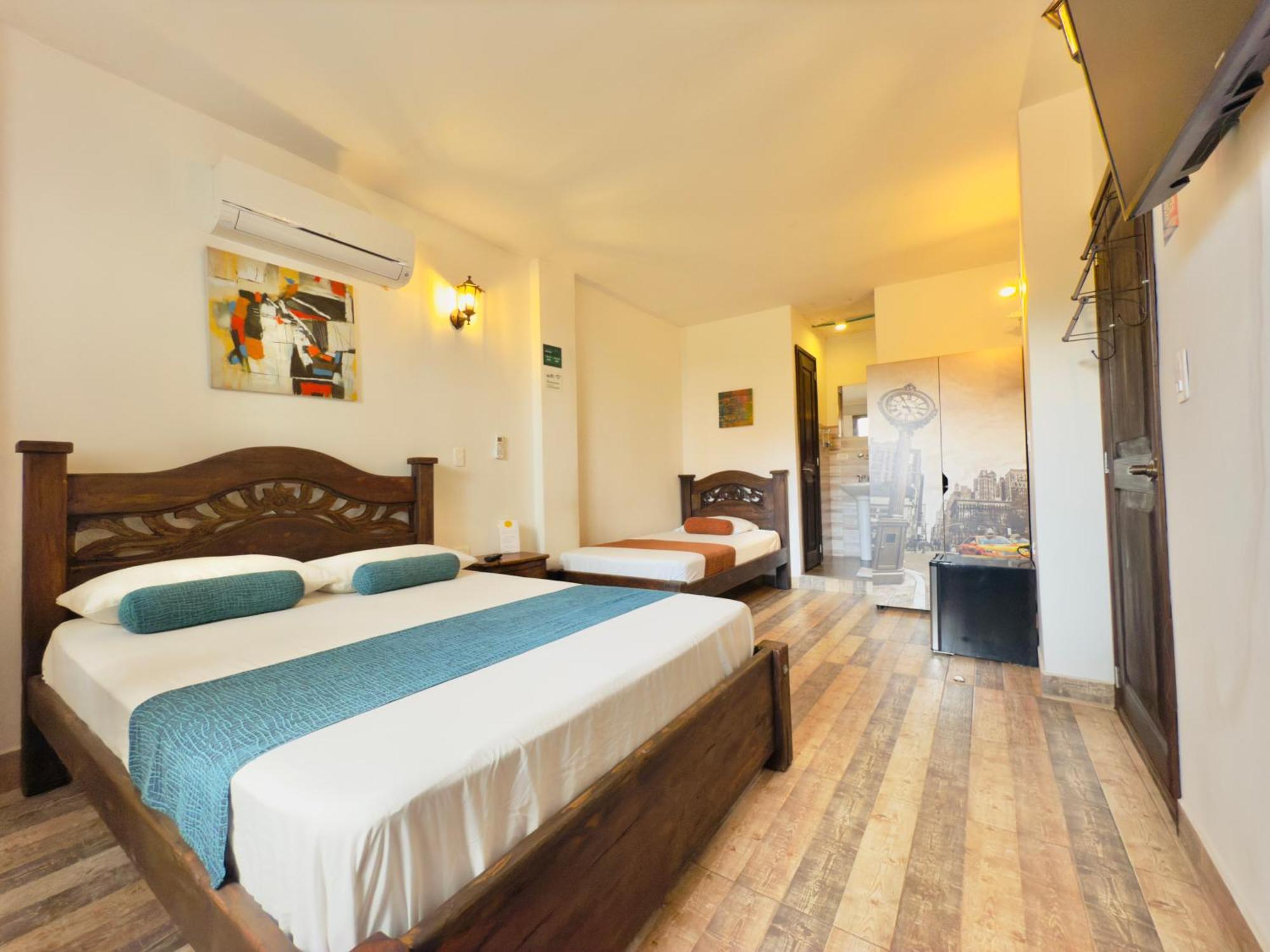 Santiago Dc Hotel Кали Екстериор снимка